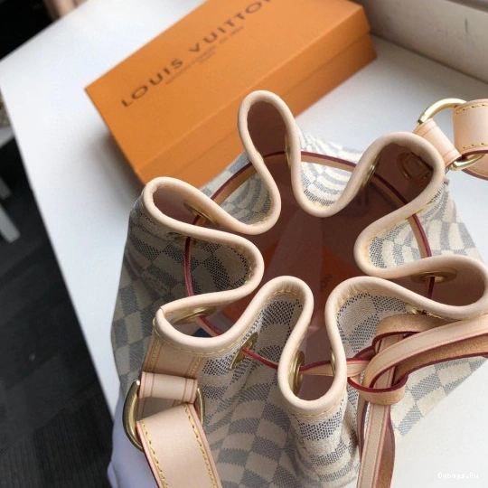 LOUIS NOE VUITTON BB 0201